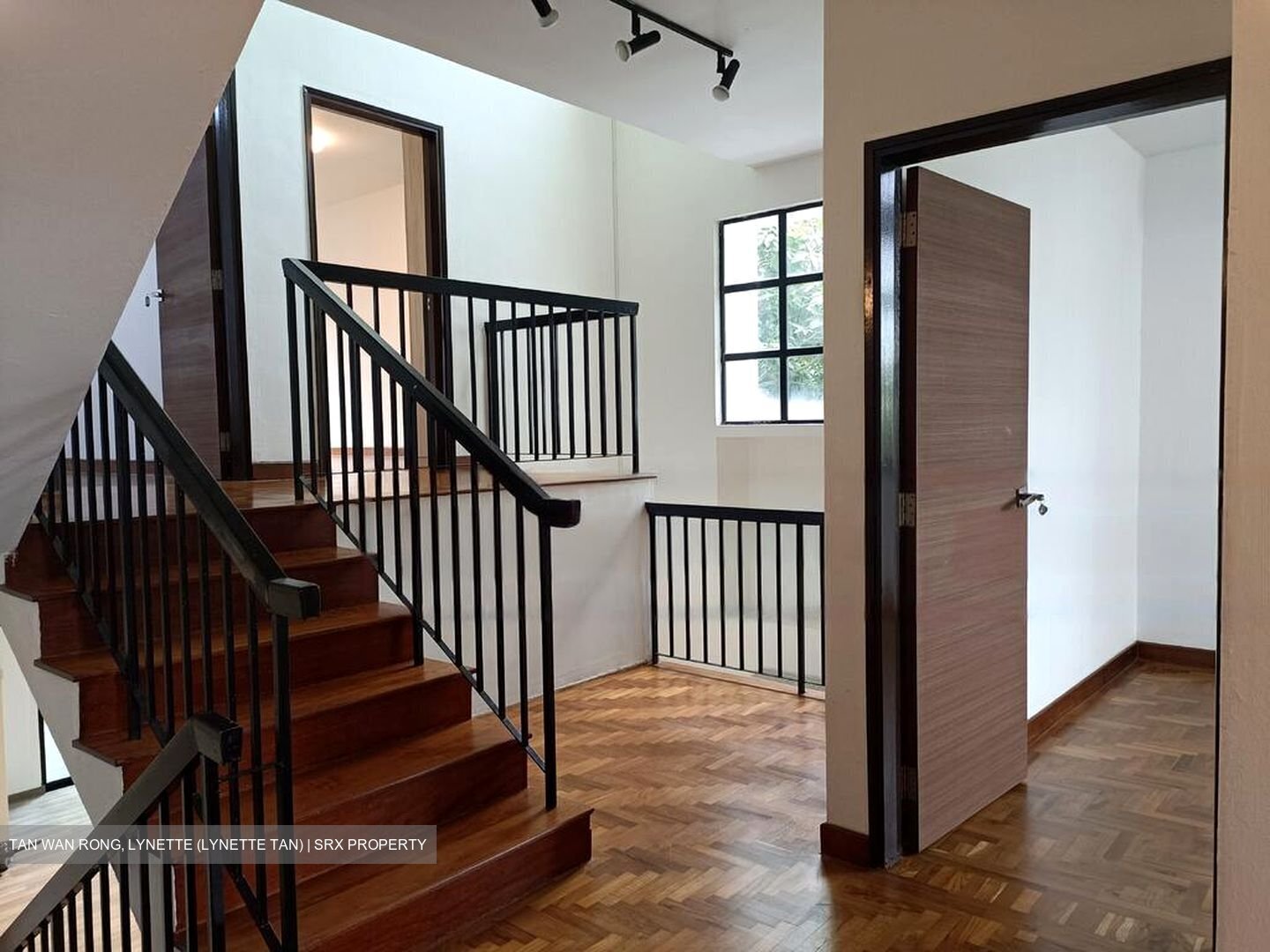 Mount Sinai (D10), Semi-Detached #457558241